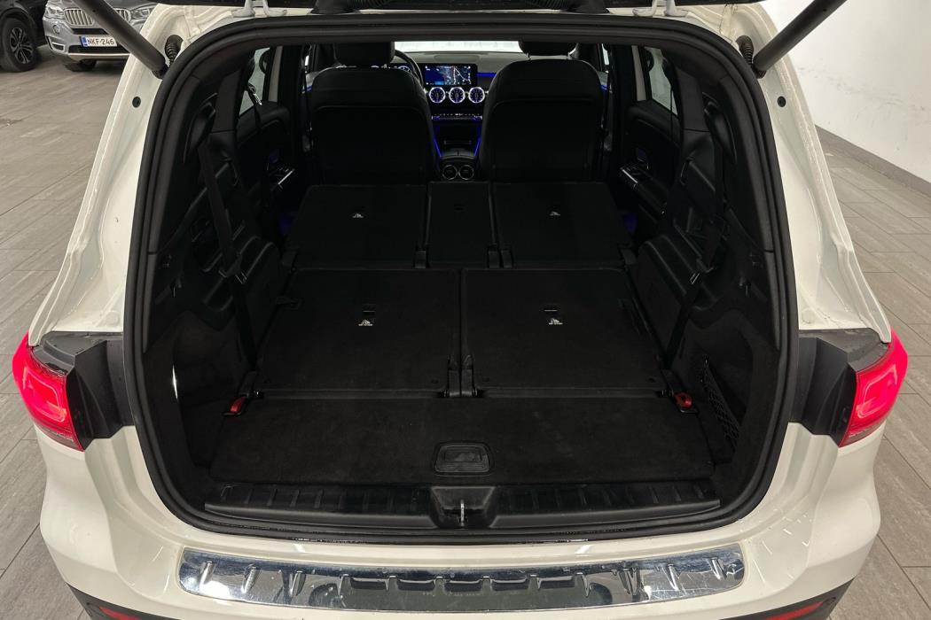 MERCEDES-BENZ GLB 2021