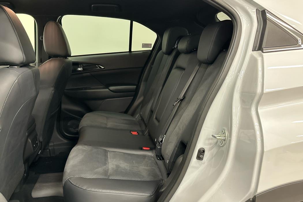 MITSUBISHI ECLIPSE CROSS 2024