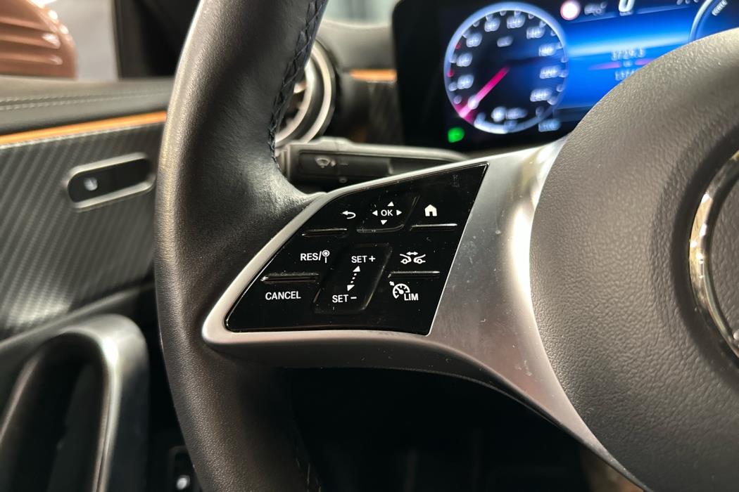 MERCEDES-BENZ CLA 2024