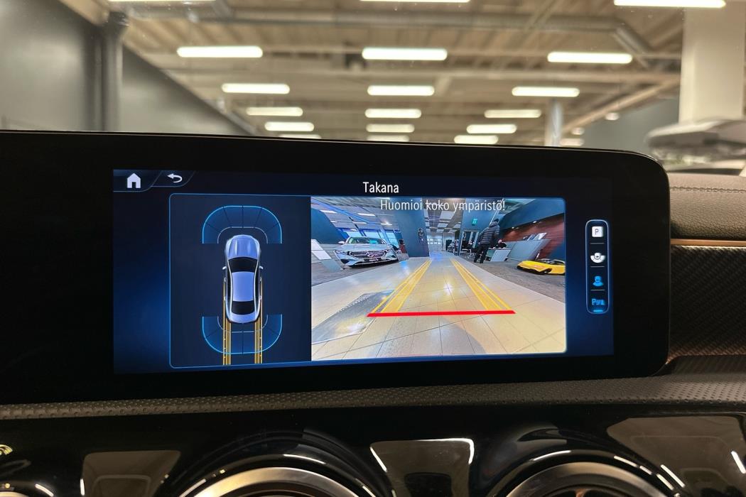 MERCEDES-BENZ CLA 2024