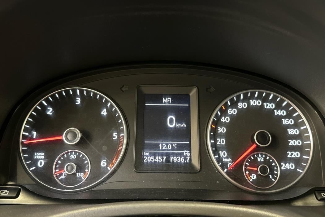 VOLKSWAGEN Caddy 2012