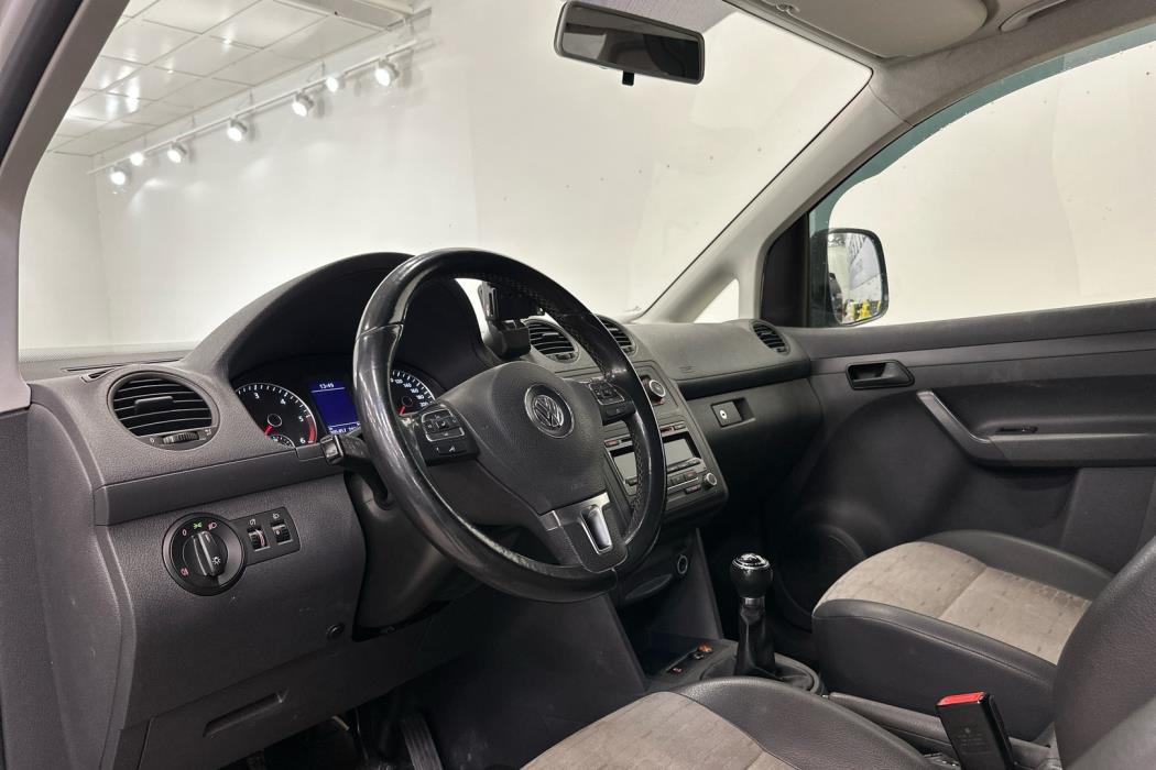 VOLKSWAGEN Caddy 2012