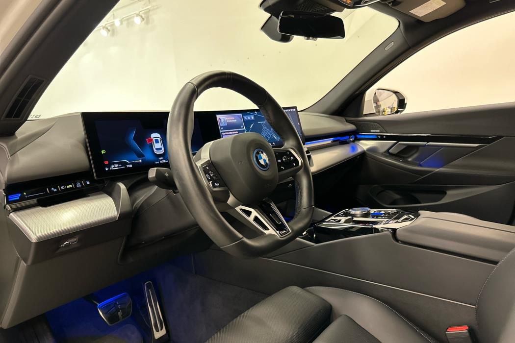 BMW 530 2025