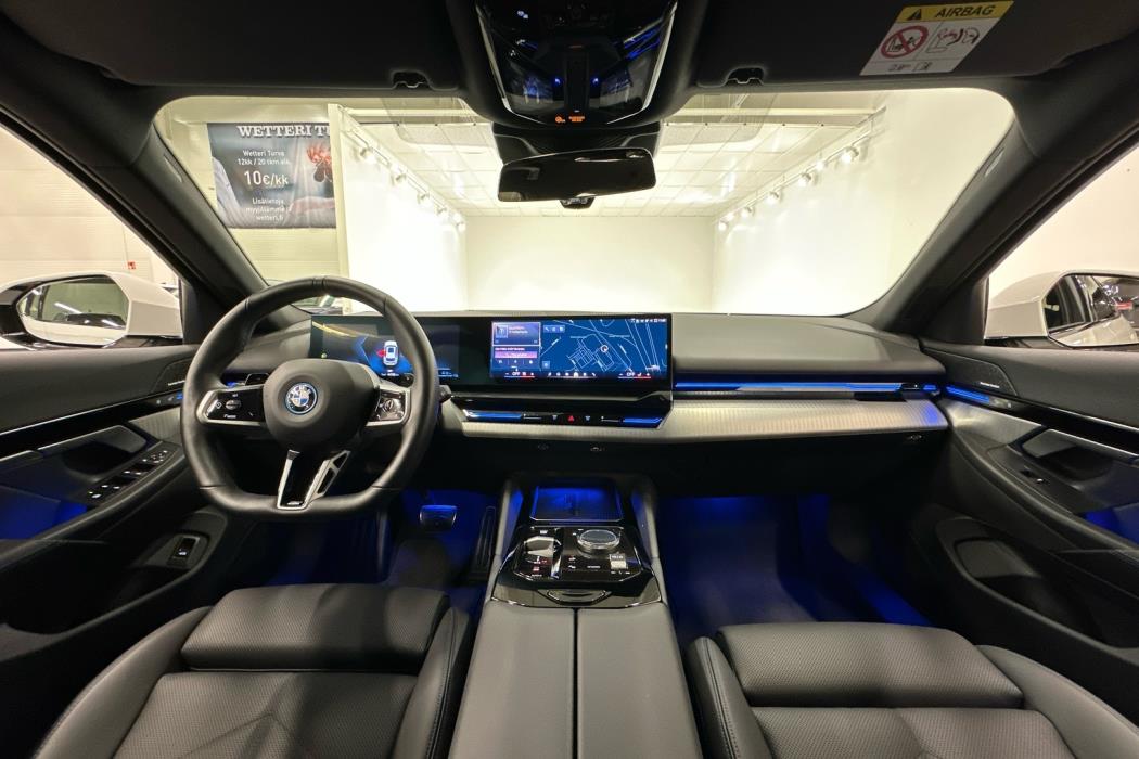 BMW 530 2025