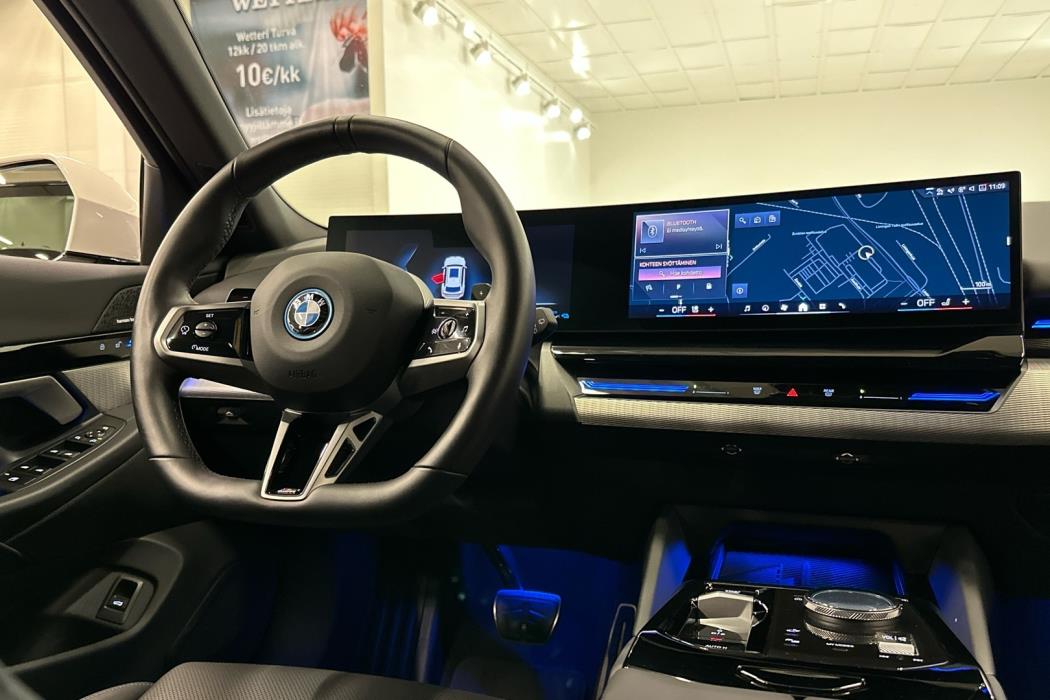 BMW 530 2025