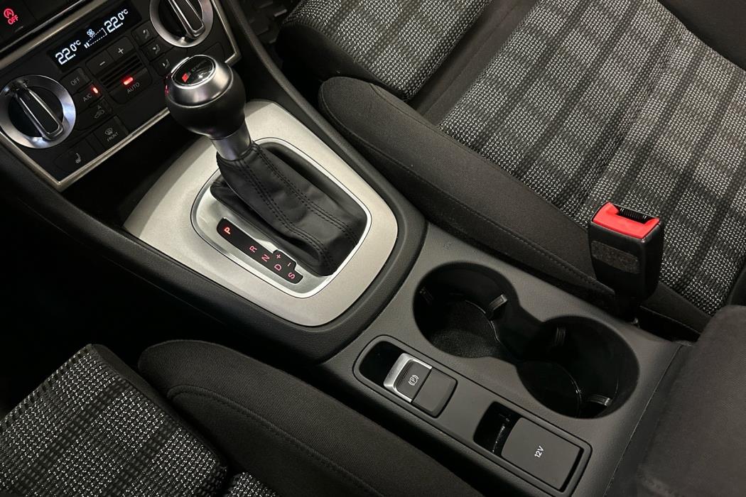 AUDI Q3 2014