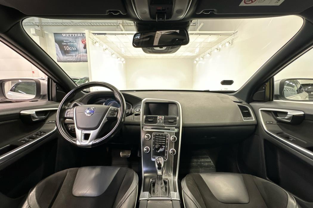 VOLVO XC60 2016
