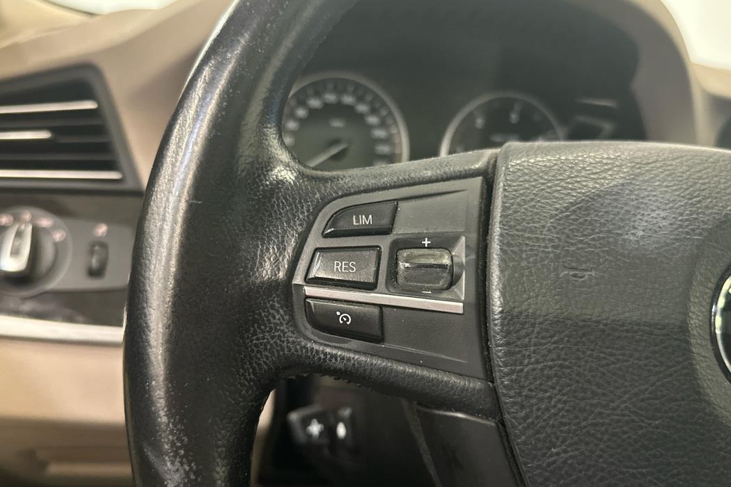 BMW 530 2011