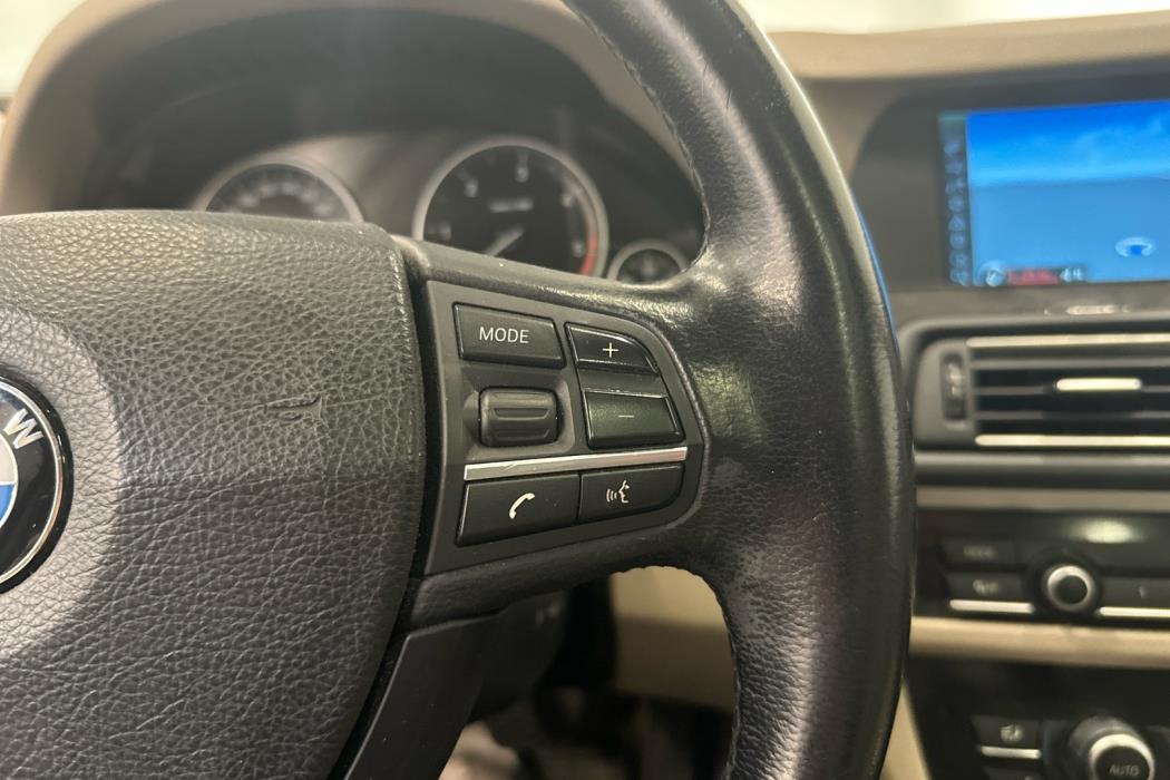 BMW 530 2011