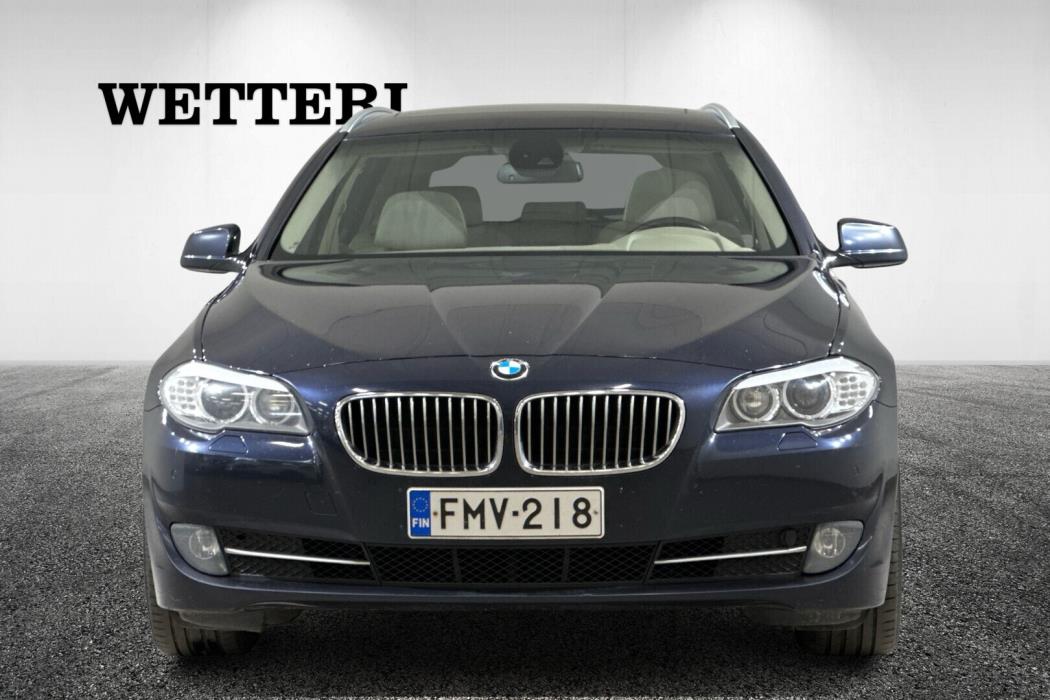BMW 530 2011