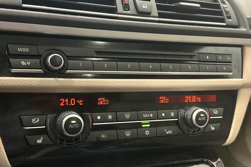 BMW 530 2011