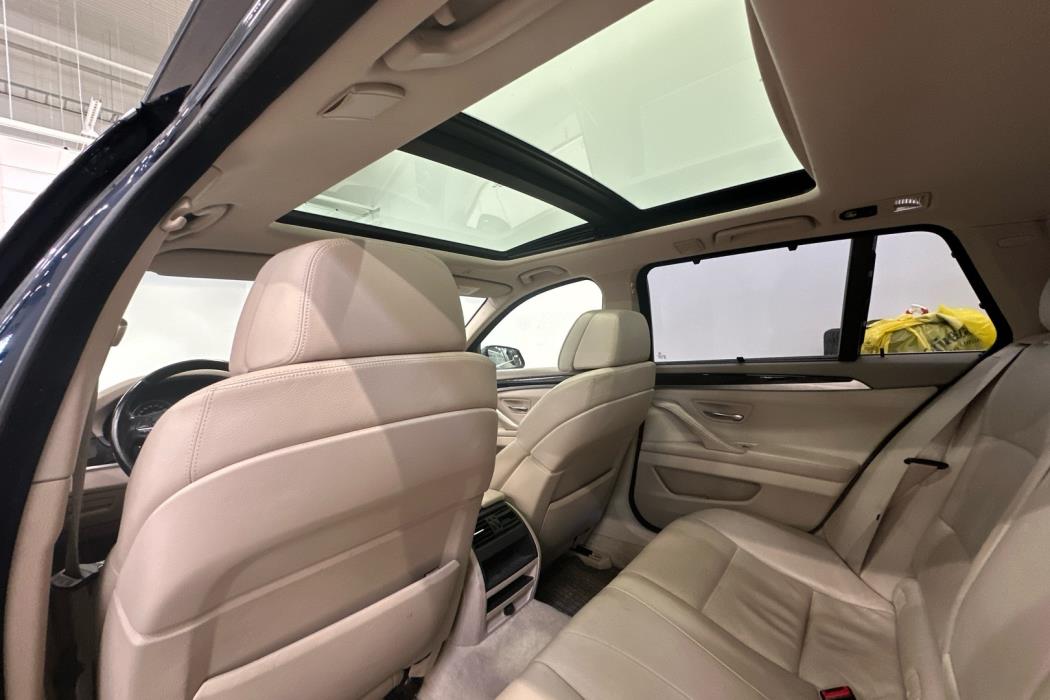 BMW 530 2011