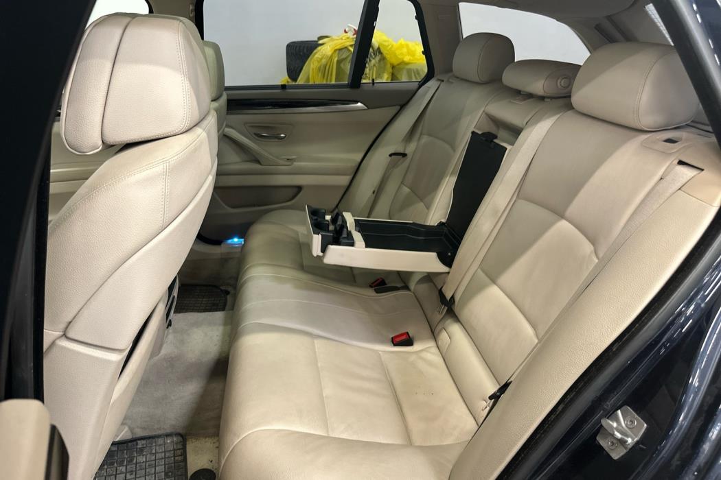 BMW 530 2011