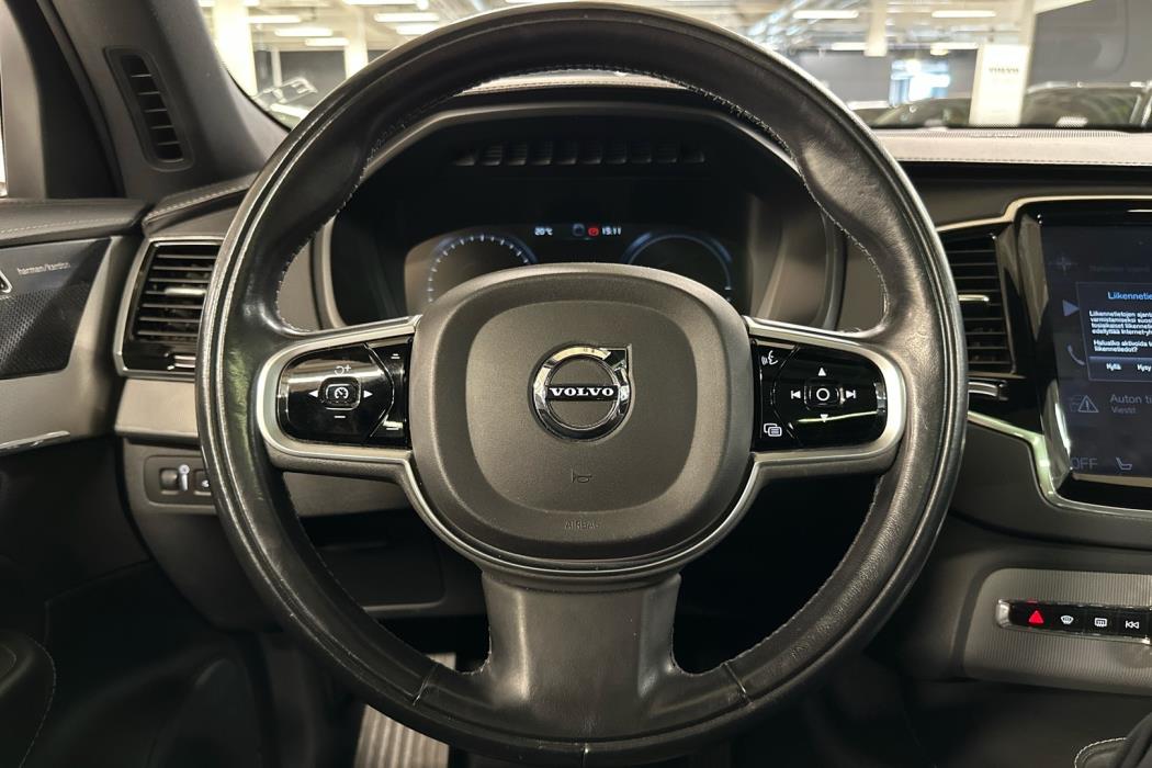 VOLVO XC90 2018