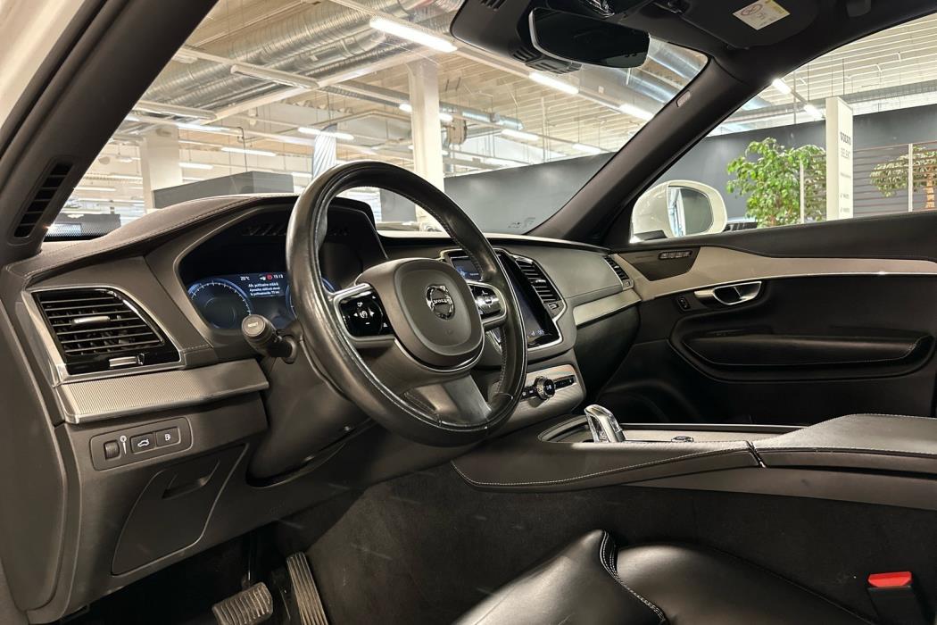 VOLVO XC90 2018