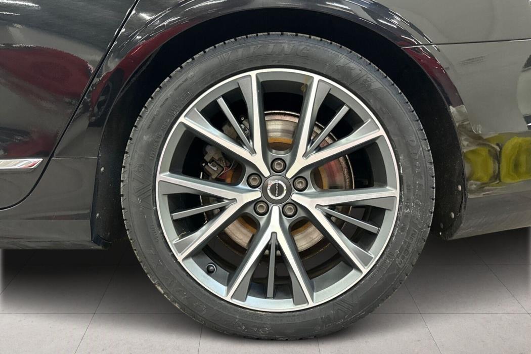 VOLVO V90 2019