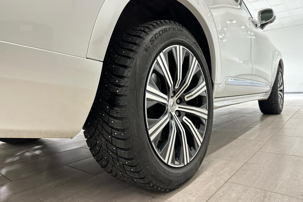 VOLVO XC90 2020