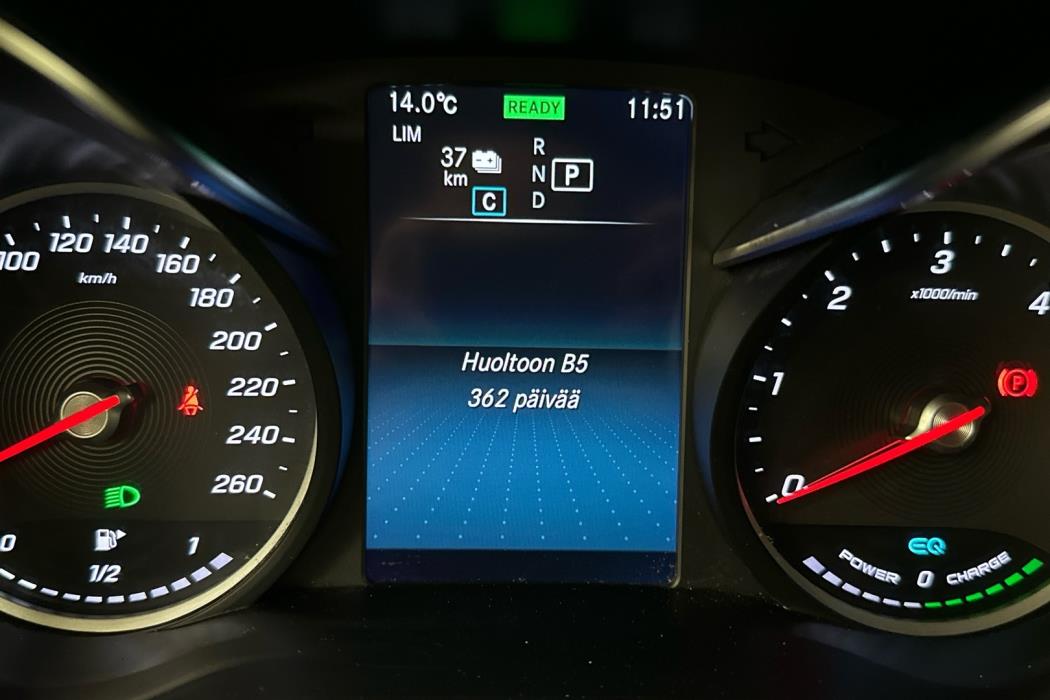 MERCEDES-BENZ GLC 2021