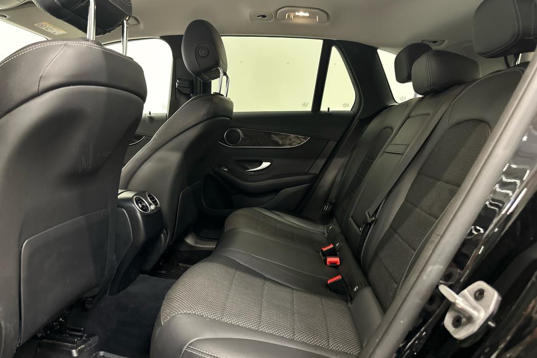 MERCEDES-BENZ GLC 2021