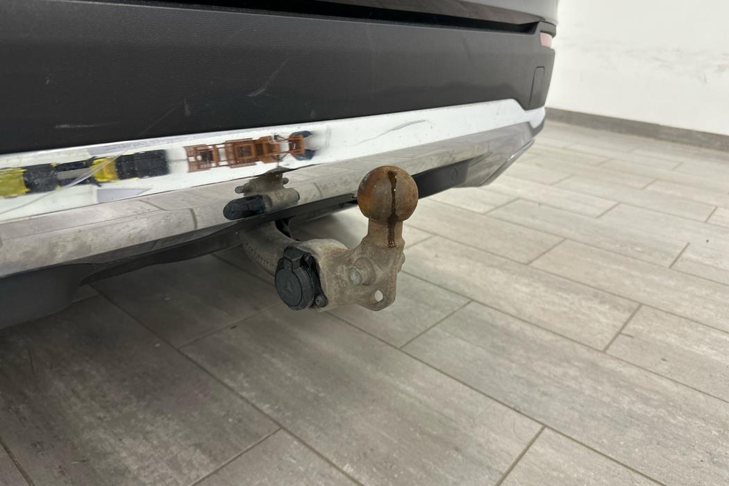 MERCEDES-BENZ GLC 2021