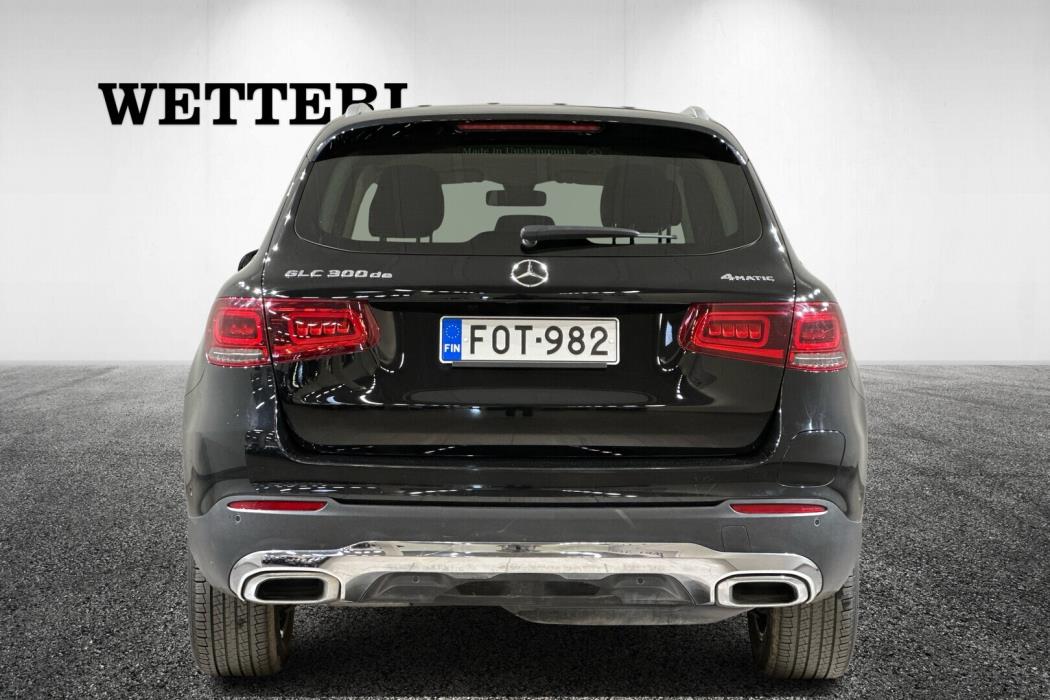 MERCEDES-BENZ GLC 2021