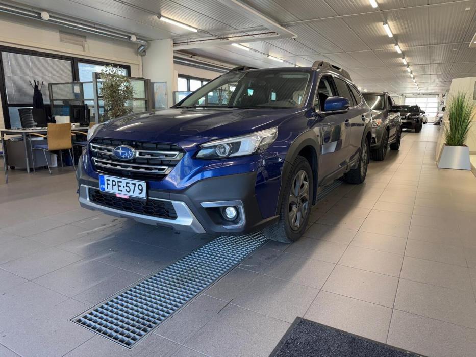 SUBARU Outback 2022