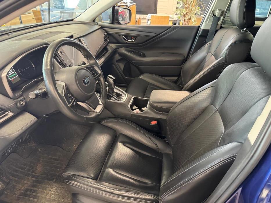 SUBARU Outback 2022
