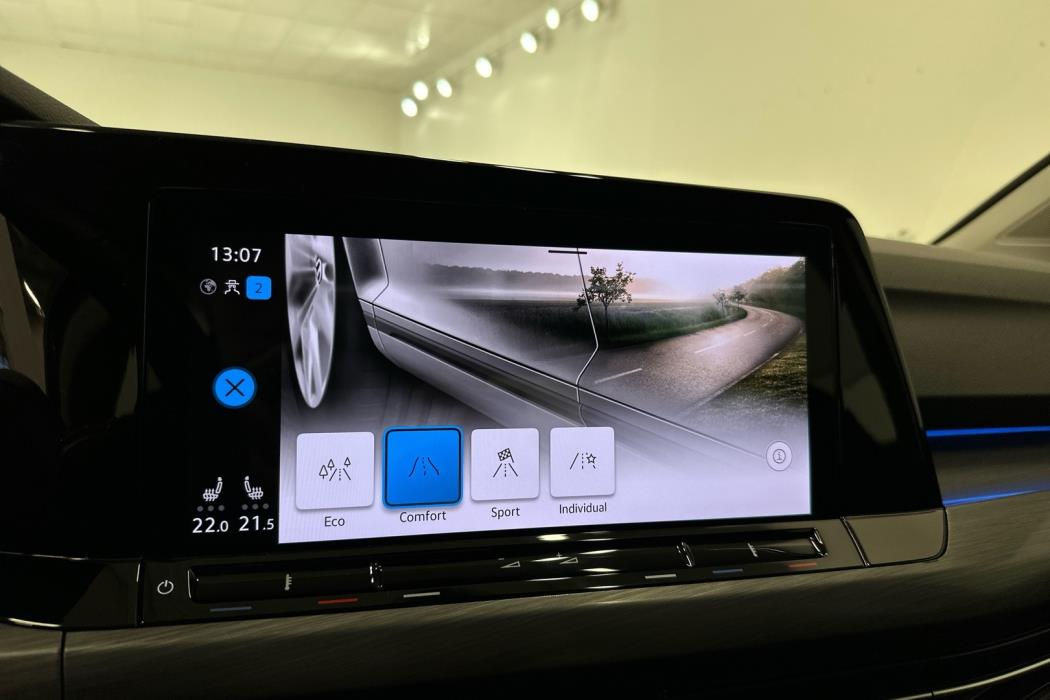 VOLKSWAGEN Golf 2020