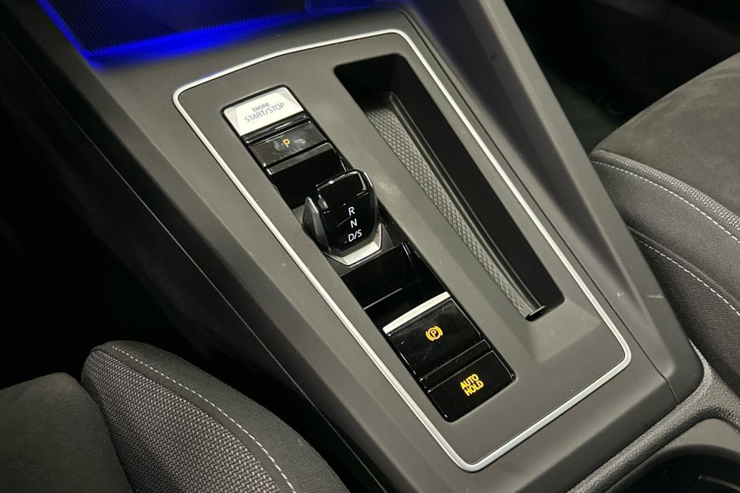 VOLKSWAGEN Golf 2020