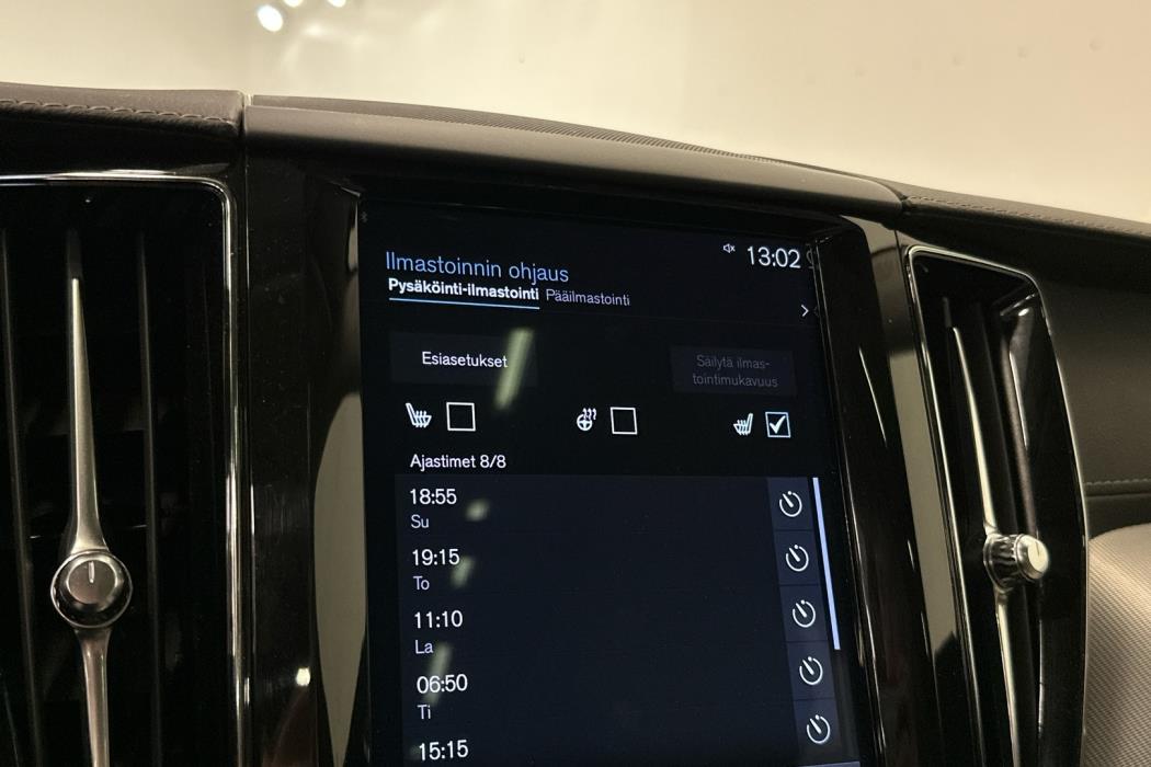 VOLVO XC60 2020