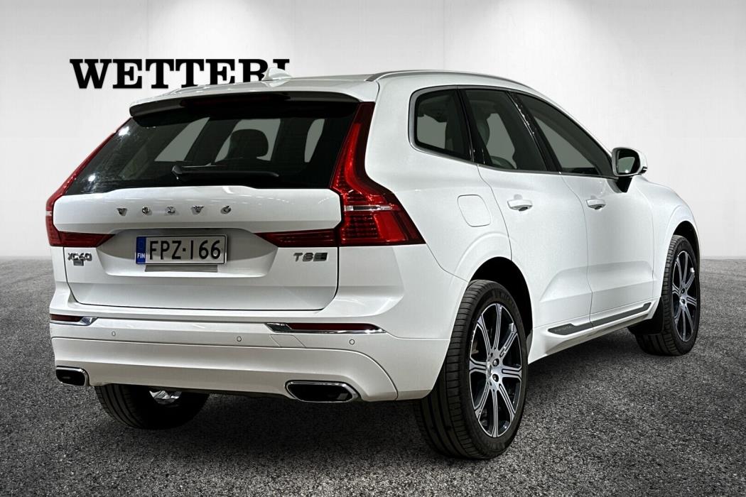 VOLVO XC60 2020