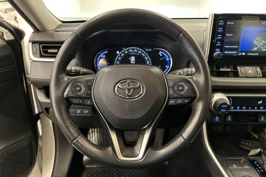 TOYOTA RAV4 2021