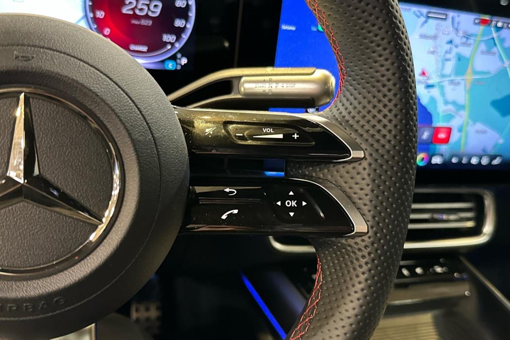 MERCEDES-BENZ CLA 2025