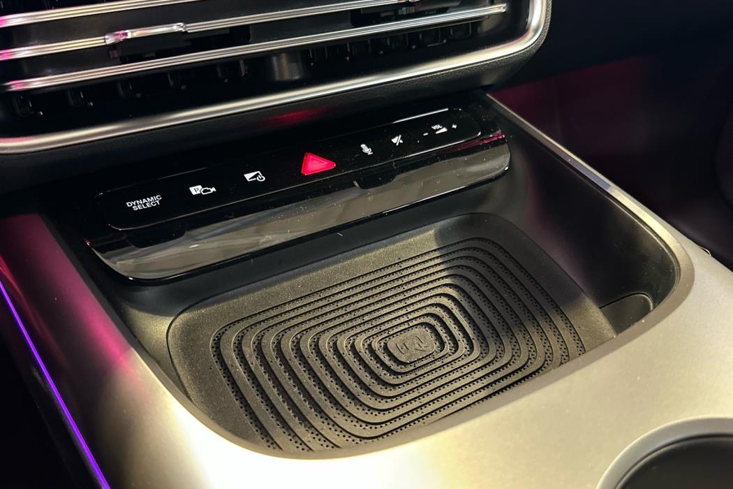 MERCEDES-BENZ CLA 2025