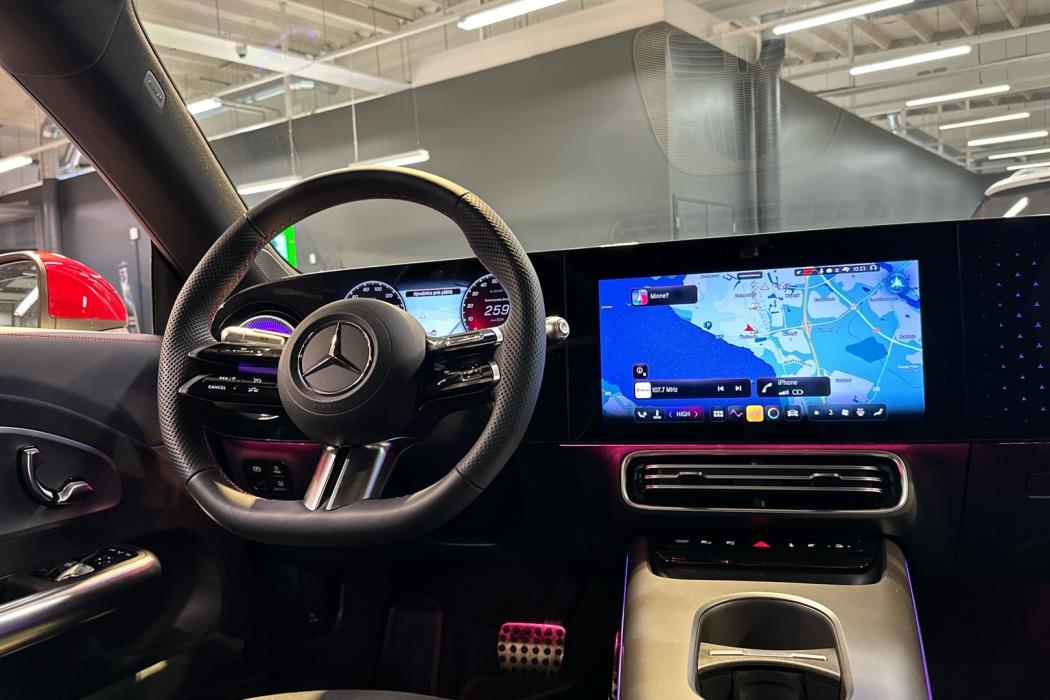 MERCEDES-BENZ CLA 2025