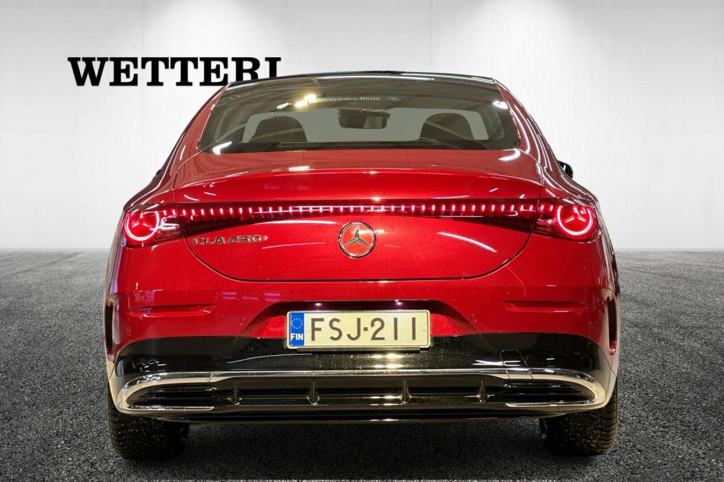 MERCEDES-BENZ CLA 2025