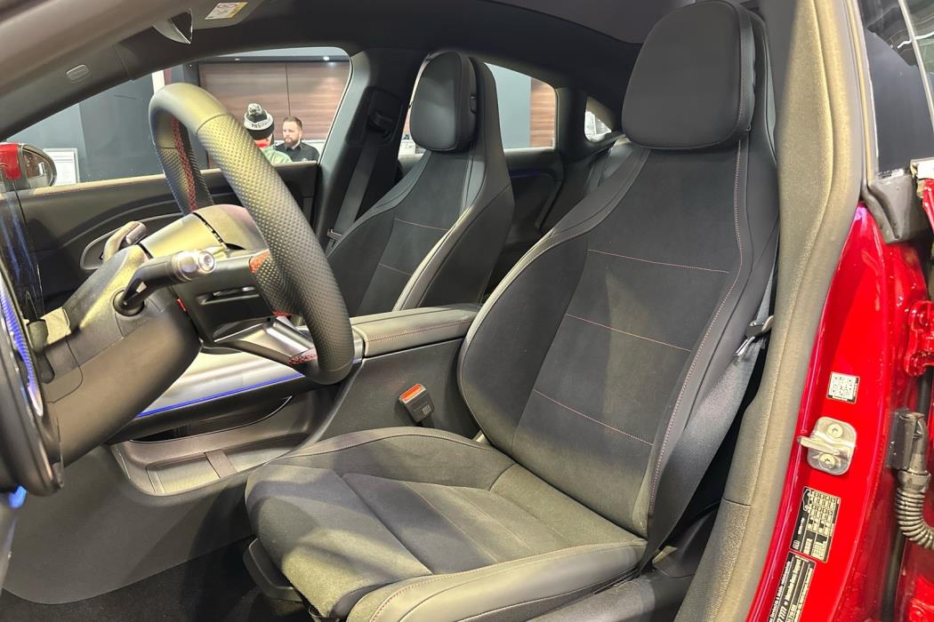 MERCEDES-BENZ CLA 2025