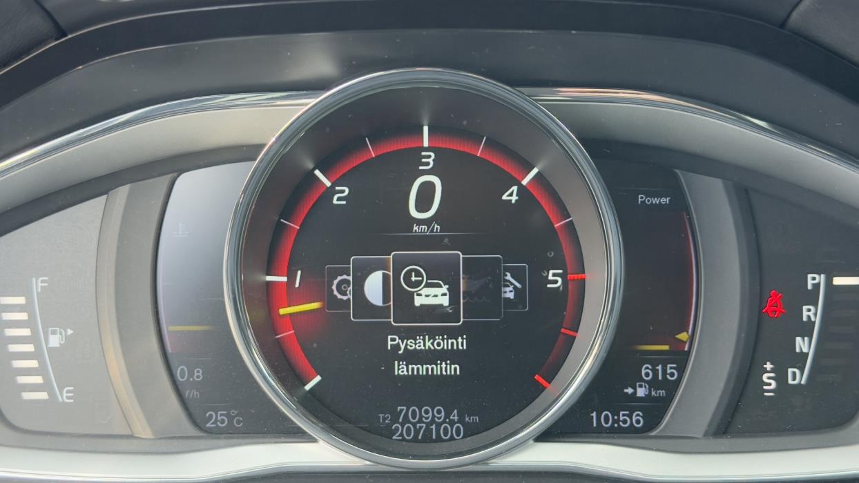 VOLVO V60 2016