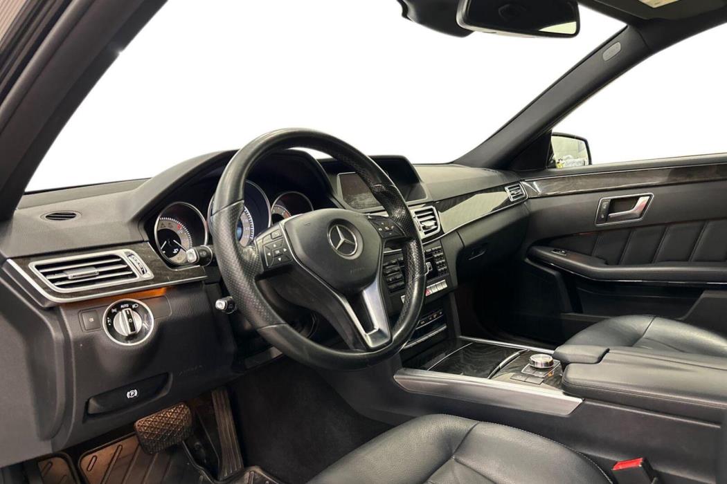 MERCEDES-BENZ E 2014