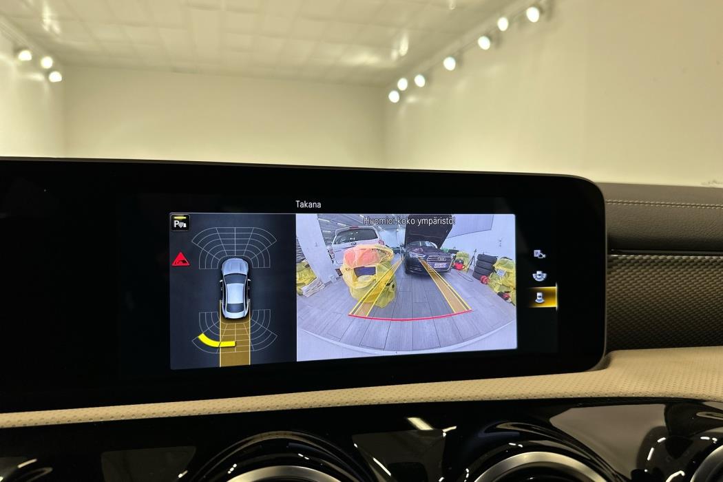 MERCEDES-BENZ CLA 2019