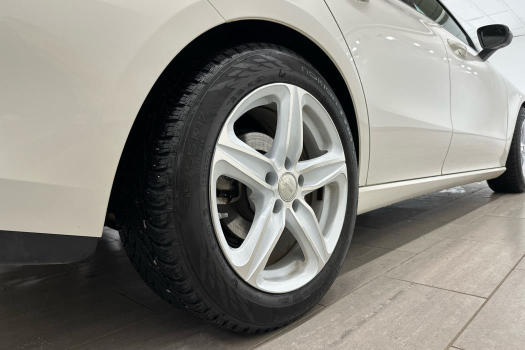 MERCEDES-BENZ CLA 2019