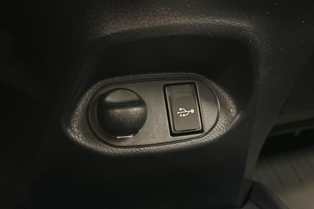 TOYOTA Yaris 2019