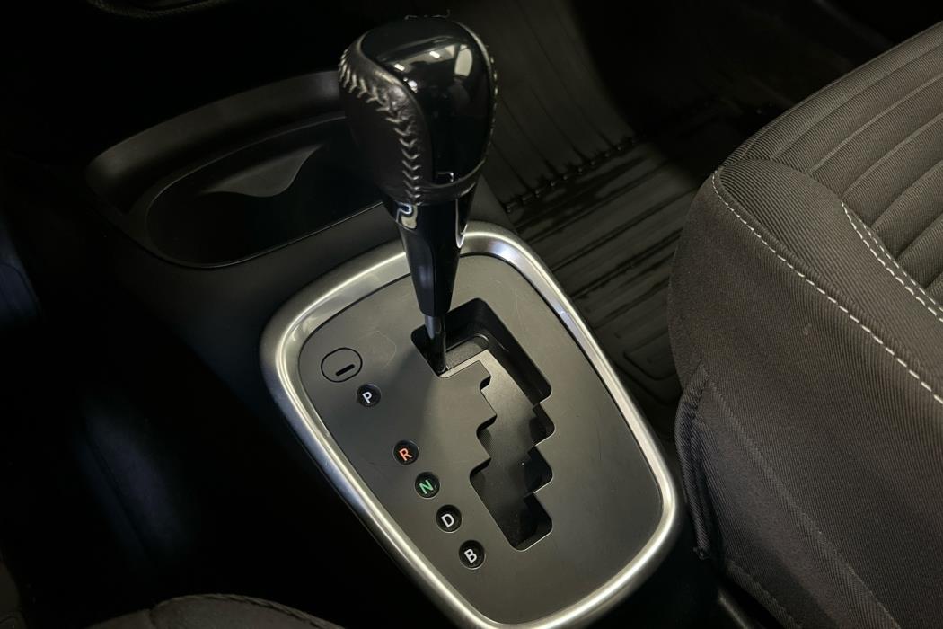 TOYOTA Yaris 2019