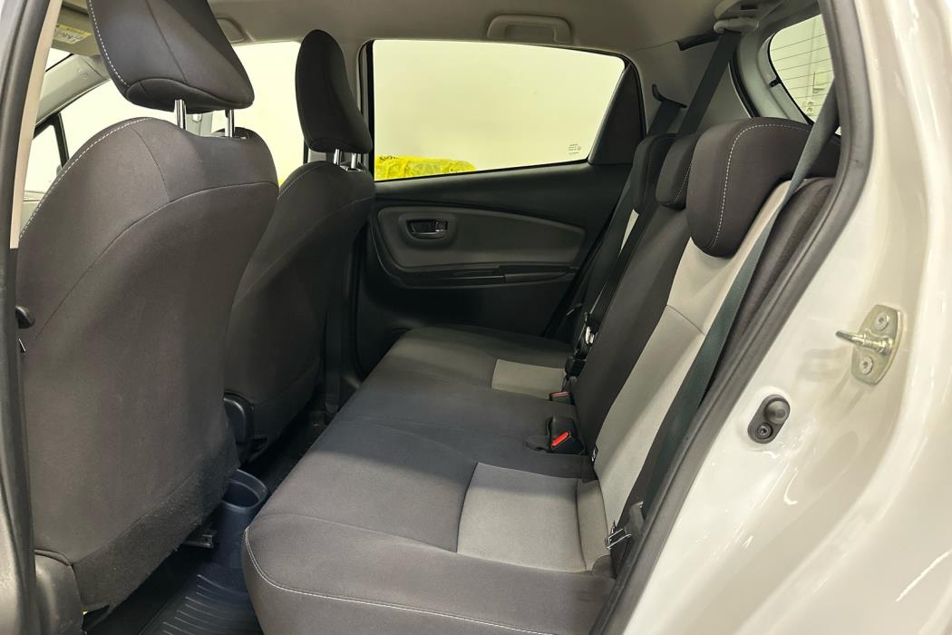 TOYOTA Yaris 2019