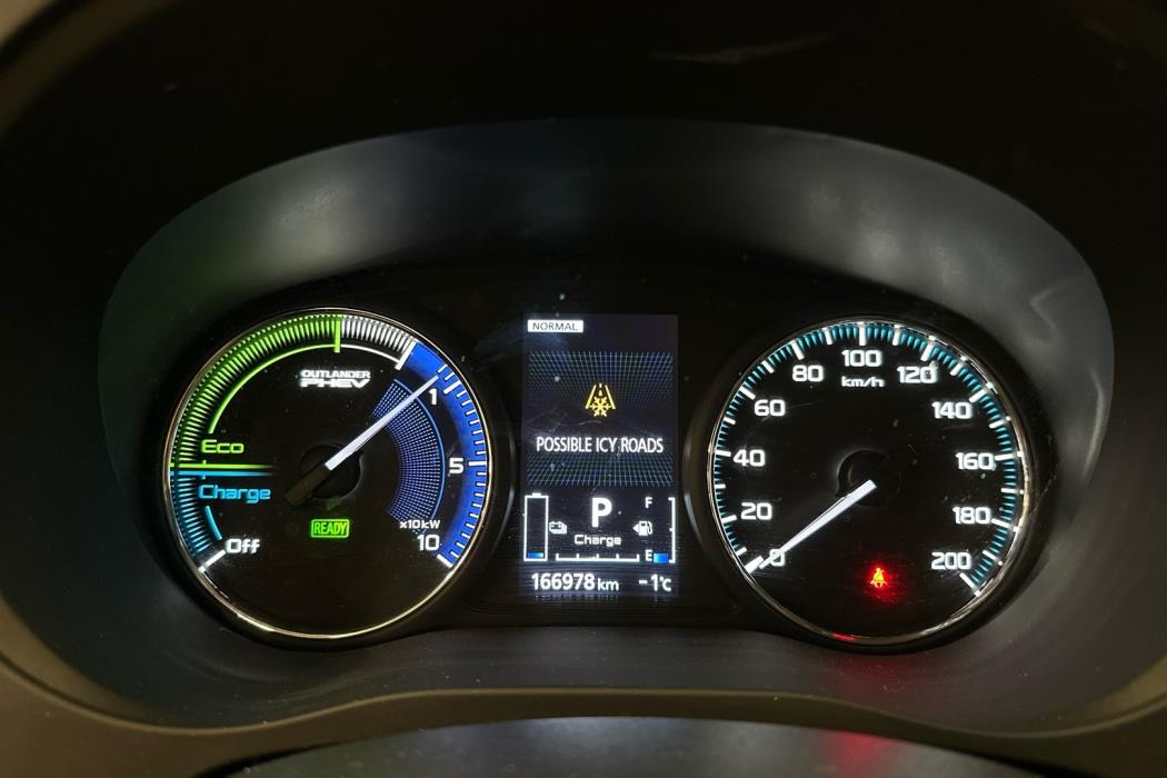 MITSUBISHI Outlander PHEV 2021