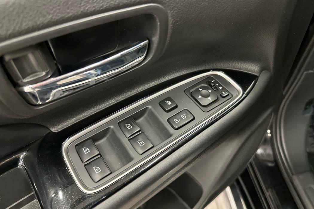 MITSUBISHI Outlander PHEV 2021