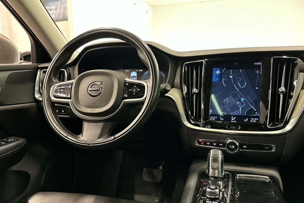 VOLVO V60 2019
