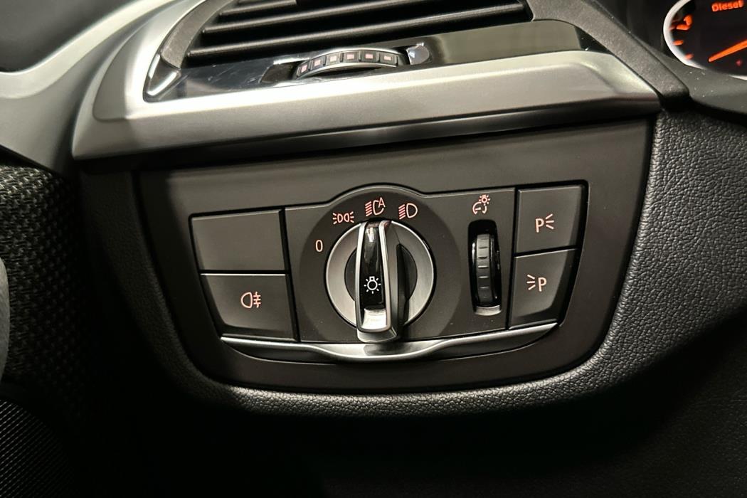 BMW X3 2021