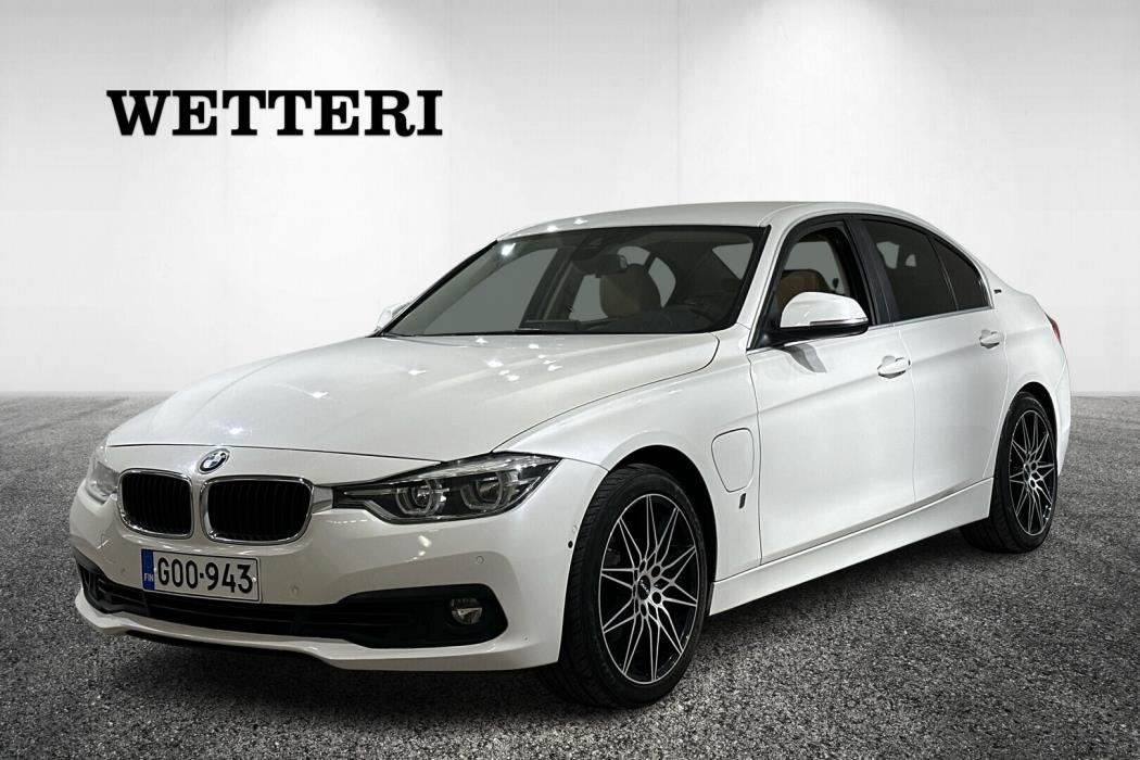 BMW 330 2016
