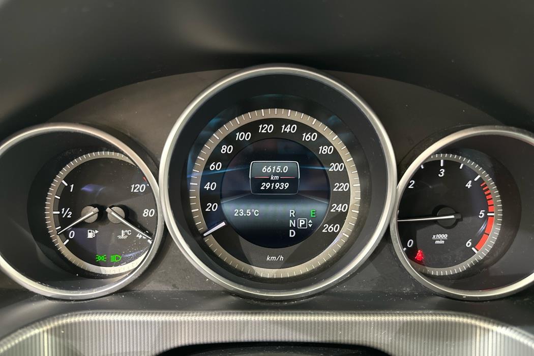 MERCEDES-BENZ E 2014